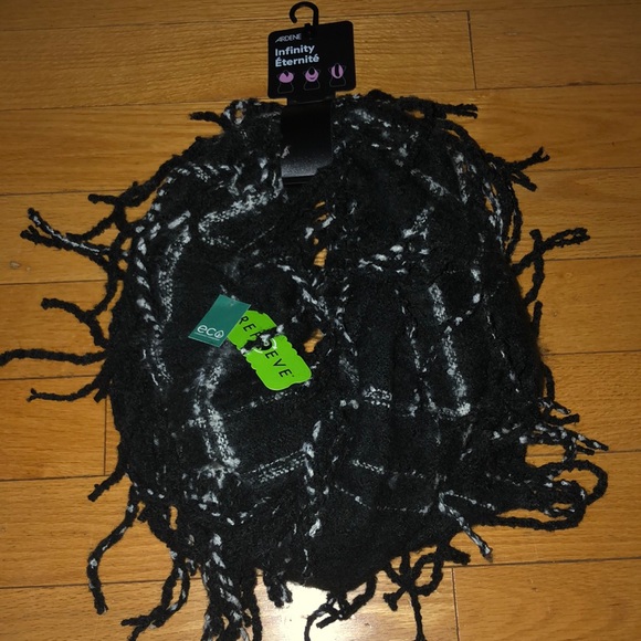 Brand new Black Plaid Eco Conscious Infinity Scarf - Picture 7 of 7
